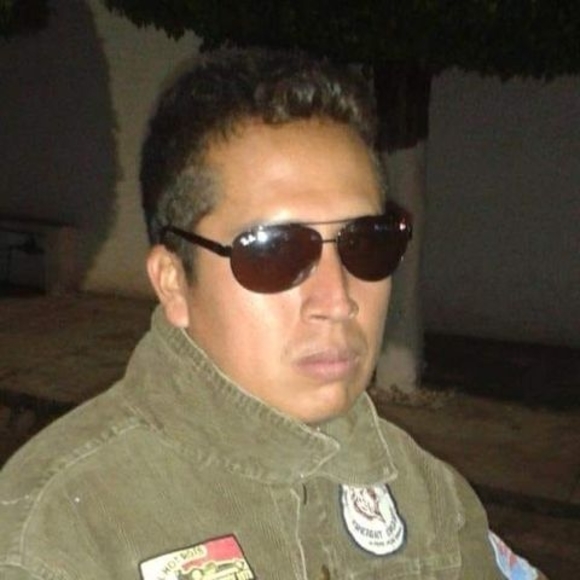 Meet your Posher, Moisés - Picture 1 of 1